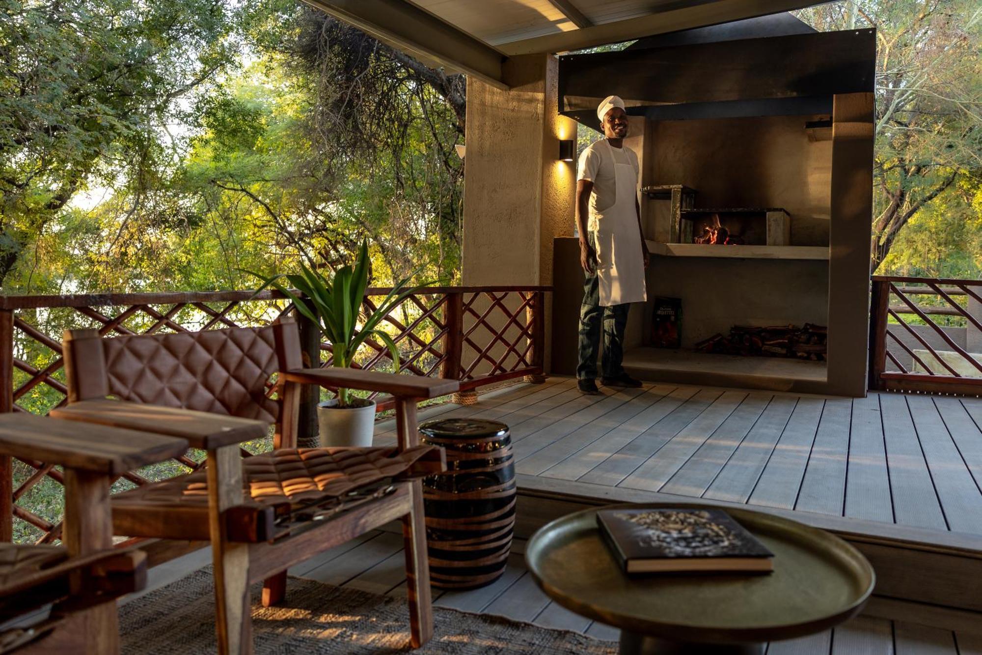 Chobe House Villa And Chalets Kasane Ngoại thất bức ảnh