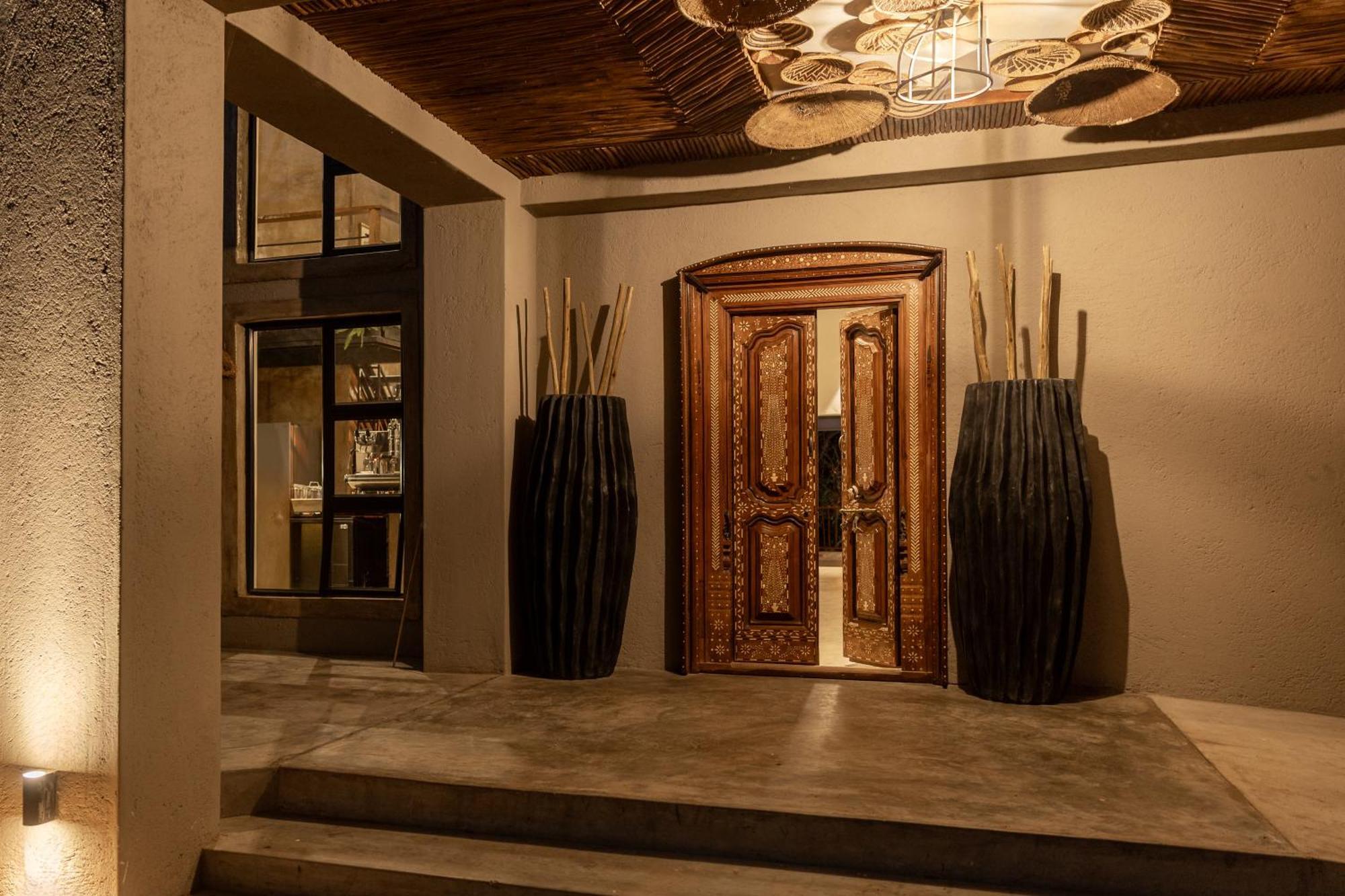 Chobe House Villa And Chalets Kasane Ngoại thất bức ảnh