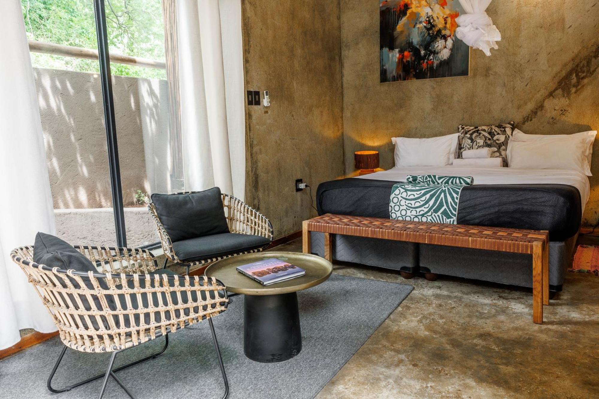 Chobe House Villa And Chalets Kasane Ngoại thất bức ảnh