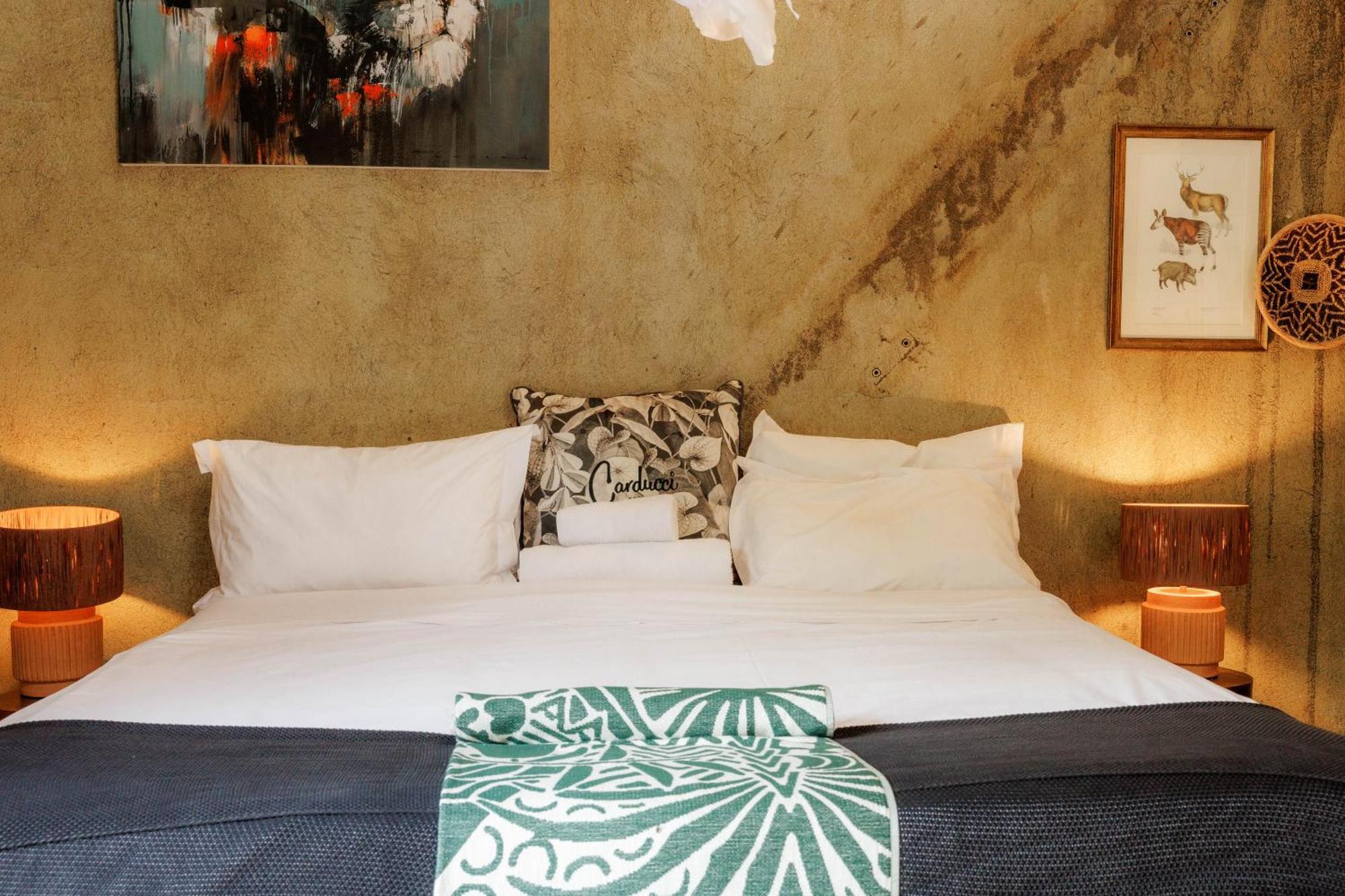 Chobe House Villa And Chalets Kasane Ngoại thất bức ảnh