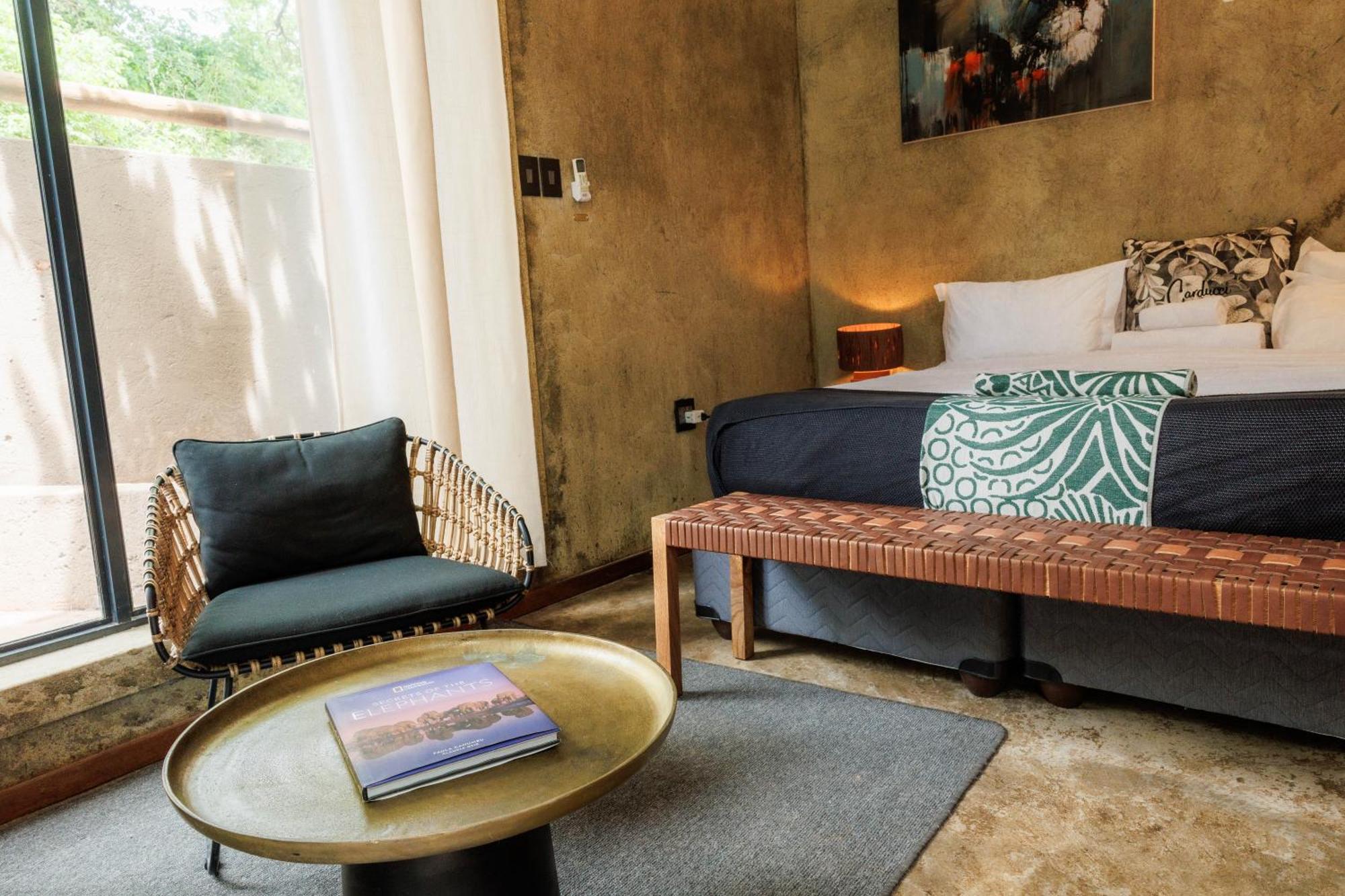 Chobe House Villa And Chalets Kasane Ngoại thất bức ảnh