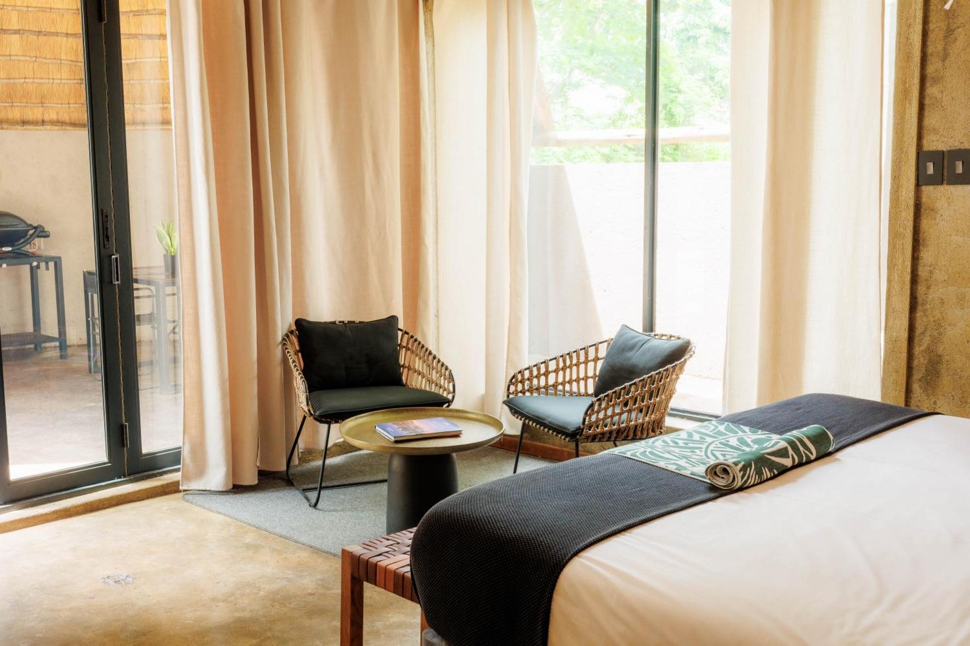 Chobe House Villa And Chalets Kasane Ngoại thất bức ảnh