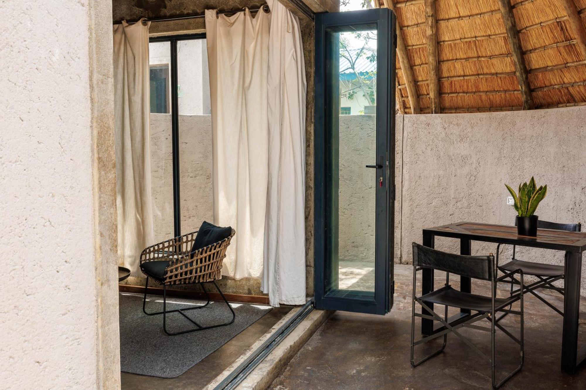 Chobe House Villa And Chalets Kasane Ngoại thất bức ảnh