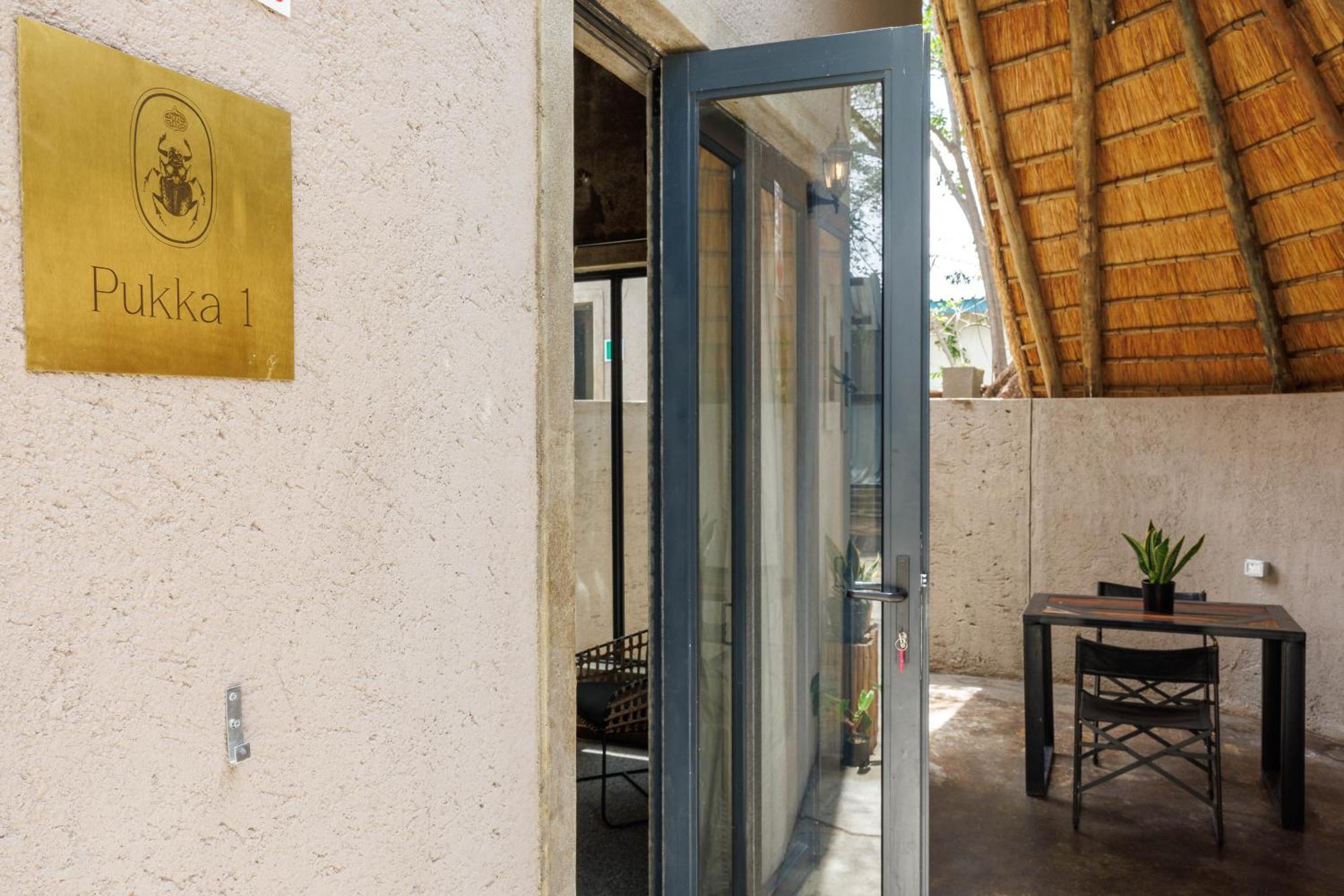 Chobe House Villa And Chalets Kasane Ngoại thất bức ảnh